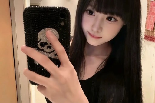 颠覆三观！冉莹颖黑料越扒越狠比败家更可怕的是枉为人母