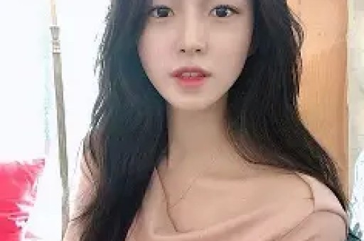 网红司晓迪凌晨发文自爆与多位男明星有染身材确实太好了！