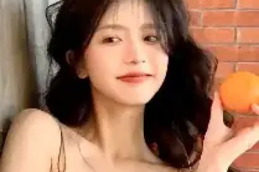 女网红开绿茶速成班称已售15万人 亲身示范眼神话术拿捏男性 多平台回应：确认违规已处罚